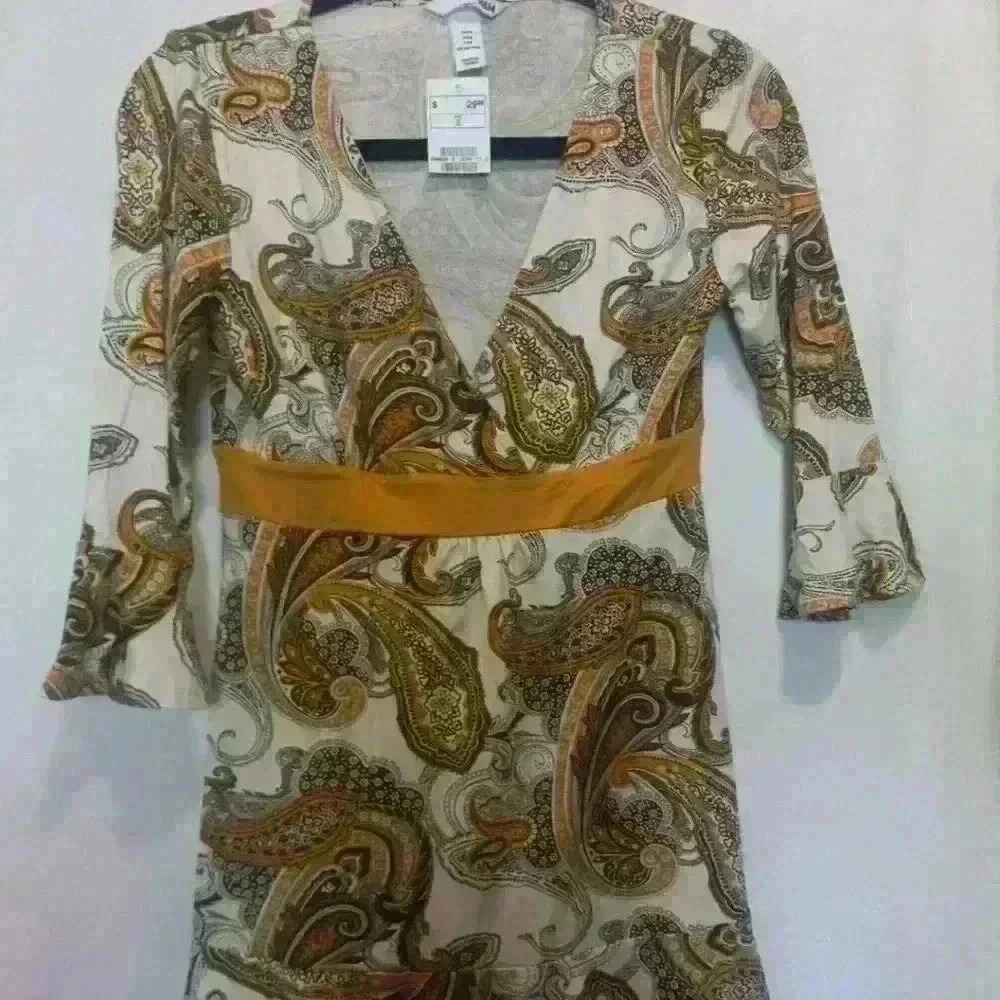 H&M Midi dress nwt mustard yellow paisley size S flutter sleeve